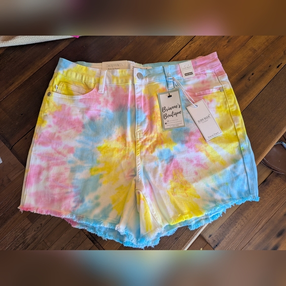 Judy Blue Pants - Judy Blue shorts womens large tie dye denim‎ raw hem cutoff high waist stretch